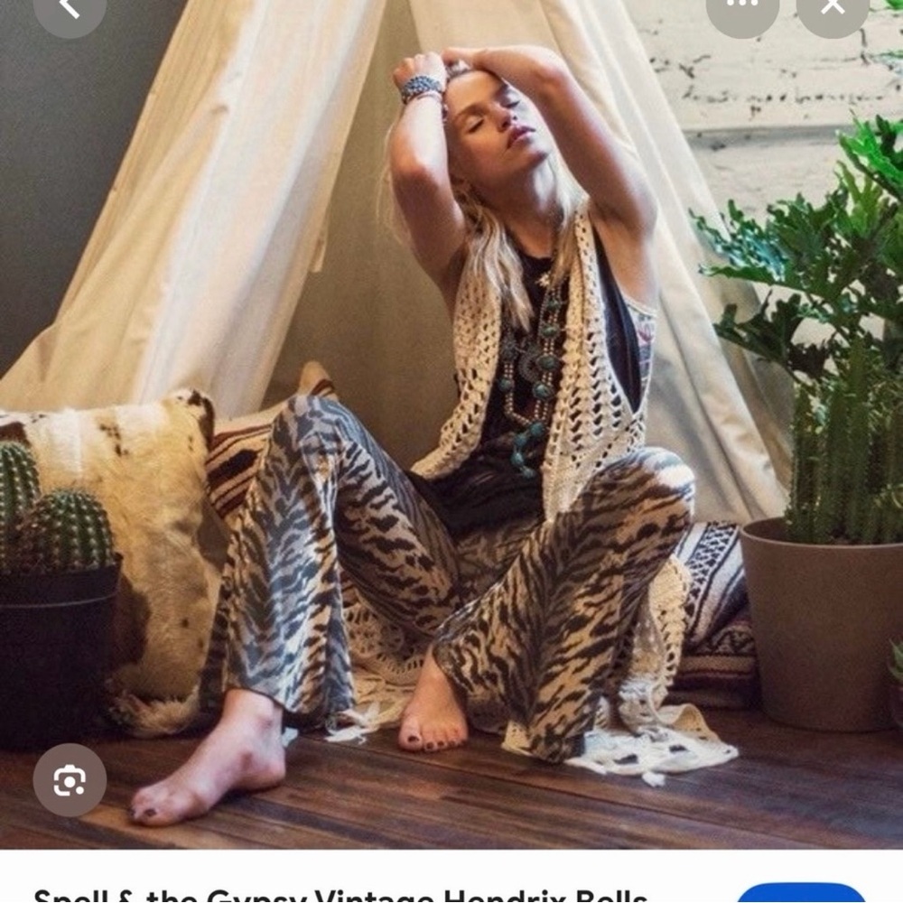 Spell 🦄Hendrix Bells 🦄 Early Spell Rare and HTF EUC Pants Animal Print